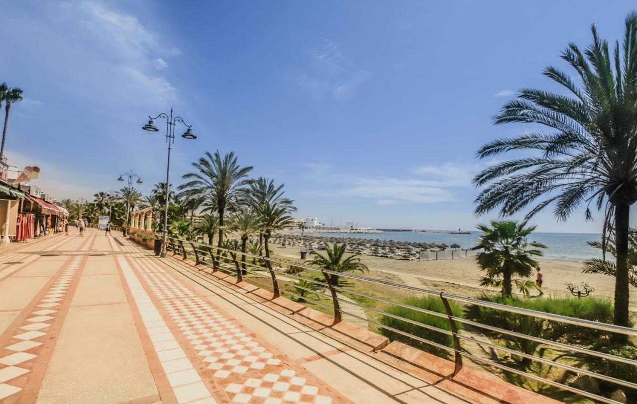 Bonito Al Lado De La Playa Con Vistas Al Mar Apartament Benalmádena